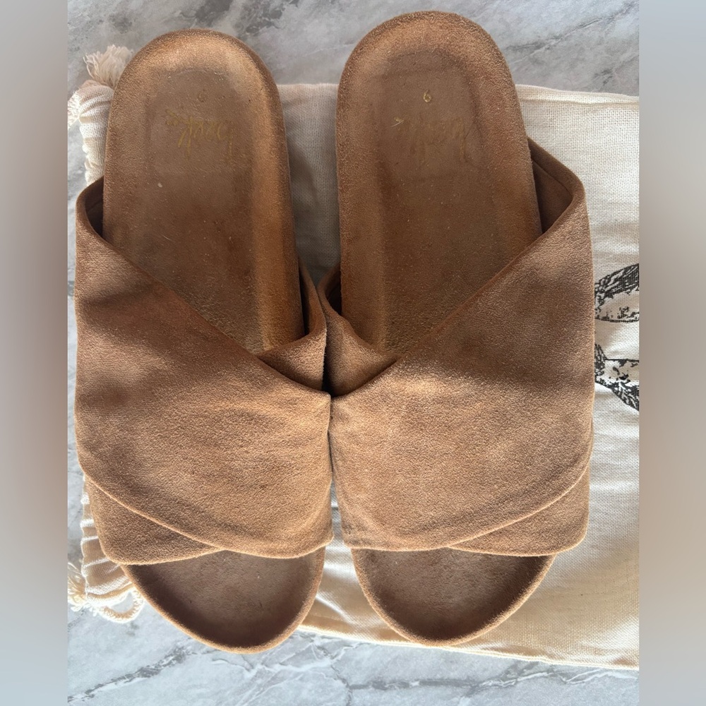 EUC BEEK Kea Womens Brown Suede Crossover Slide Sandals size 9 - Picture 2 of 9